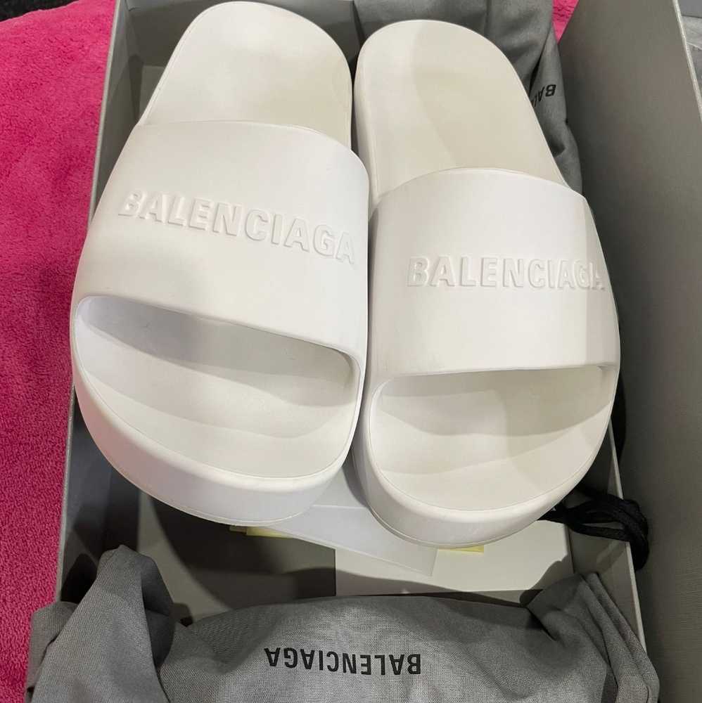 Balenciaga Chunky slide Rubber/Logo Authentic. Two summer used. - Picture 3 of 8